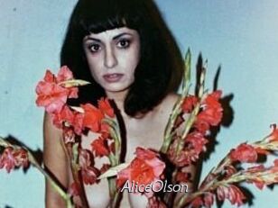 Alice_Olson Le Scandale