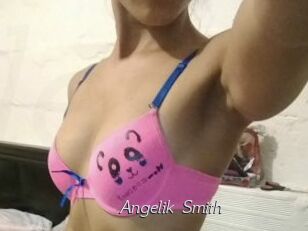 Angelik_Smith