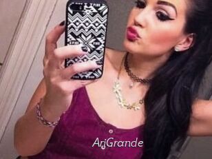 AriGrande