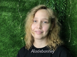 alodebonney Le Scandale