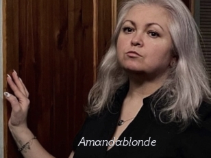 Amandablonde