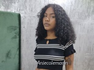 aniecolemann Le Scandale