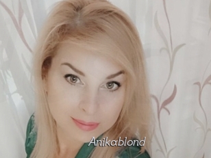anikablond Le Scandale