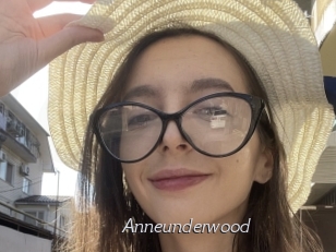 anneunderwood Le Scandale