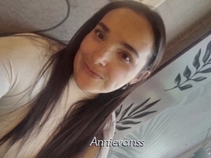 Annievanss