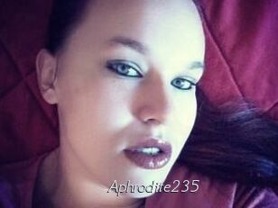 aphrodite235 Le Scandale
