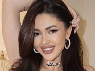 ashley Le Scandale