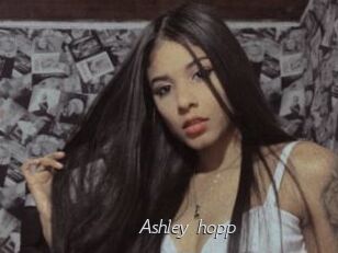 Ashley_hopp