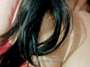 Bonnie_velvet