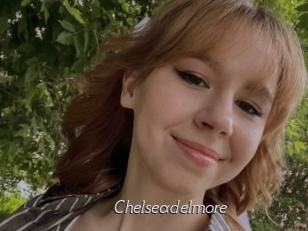 chelseadelmore Le Scandale