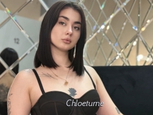 Chloeturne