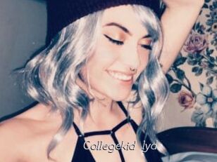collegekid_lyd Le Scandale