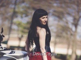 DevonTaylor Le Scandale