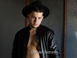 danielclarton Le Scandale