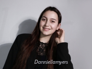 danniellamyers Le Scandale