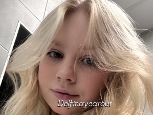 Delfinayearout