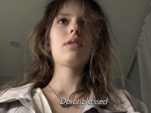 dorotiblassed Le Scandale