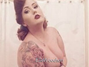 Elle_Woodson