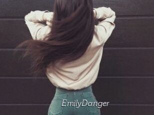 EmilyDanger Le Scandale