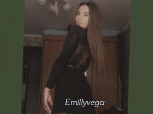 emillyvega Le Scandale