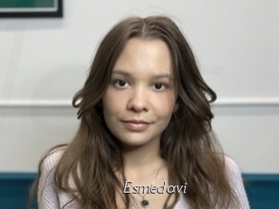 Esmedavi