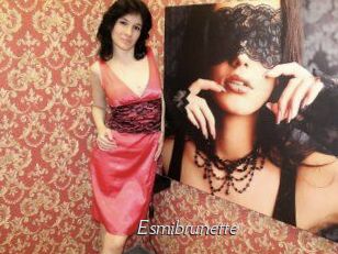 Esmibrunette