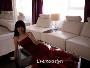 evemadelyn Le Scandale