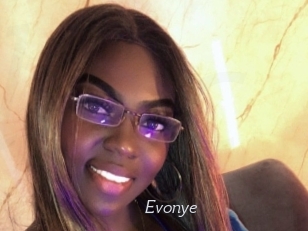 evonye Le Scandale