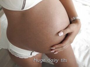 Huge_dairy_tits