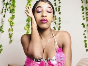 Haileyfoxx24