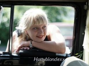 Hottyblondexx