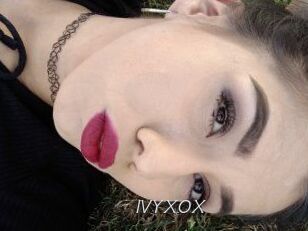 IVY_XOX