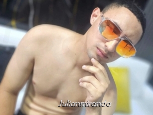 julianmiranda Le Scandale