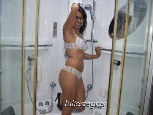 Julia_stegner