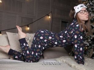 junocute Le Scandale