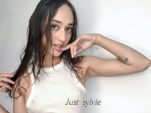 just_sylvie Le Scandale