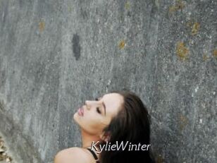 KylieWinter Le Scandale