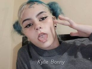 Kylie_Bonny