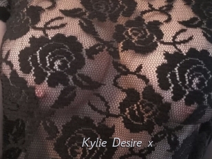 Kylie_Desire_x