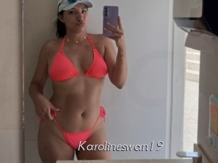 Karolineswan19