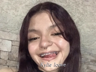 Kylie_loove
