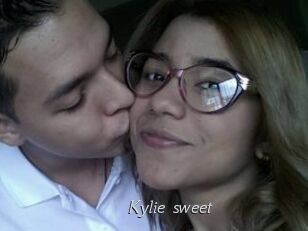 Kylie_sweet
