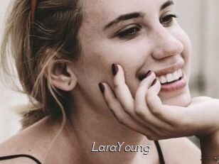 LaraYoung Le Scandale