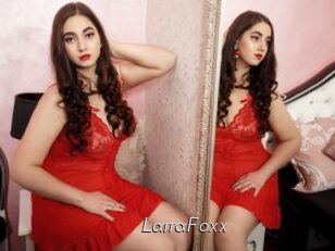 LarraFoxx