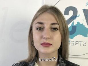 LauraDzi