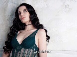 LeppieHot Le Scandale