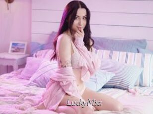 LuckyMia