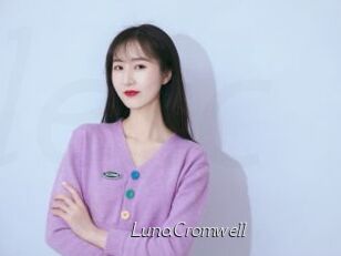 LunaCromwell Le Scandale