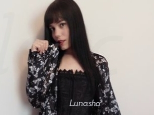 Lunasha Le Scandale