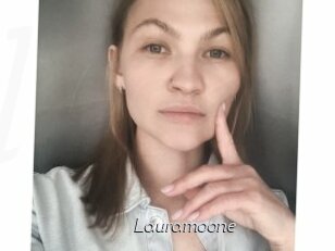 lauramoone Le Scandale